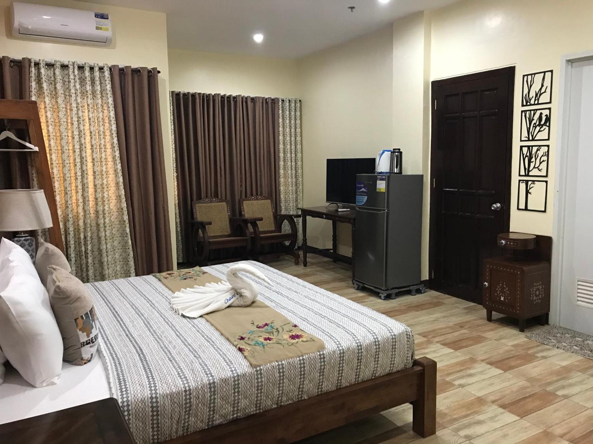 Charos Dormitel Hotel Dumaguete City Exterior photo